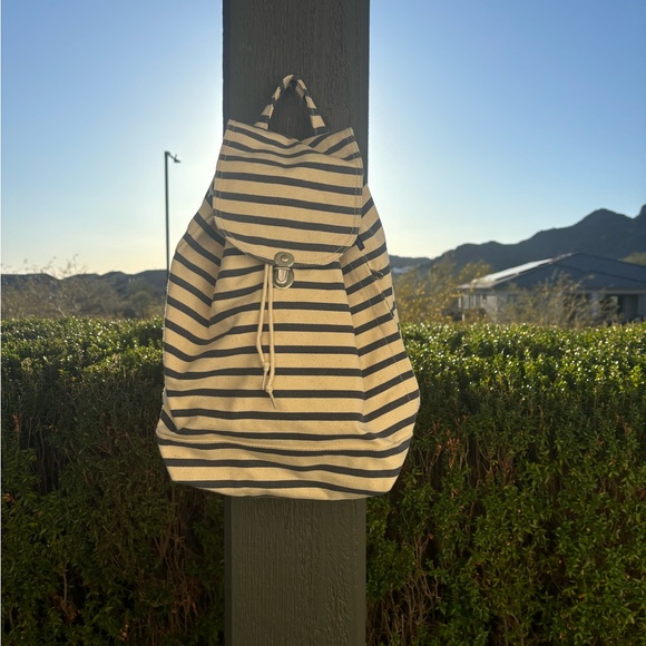 BAGGU Handbags - BAGGU Striped Canvas Backpack